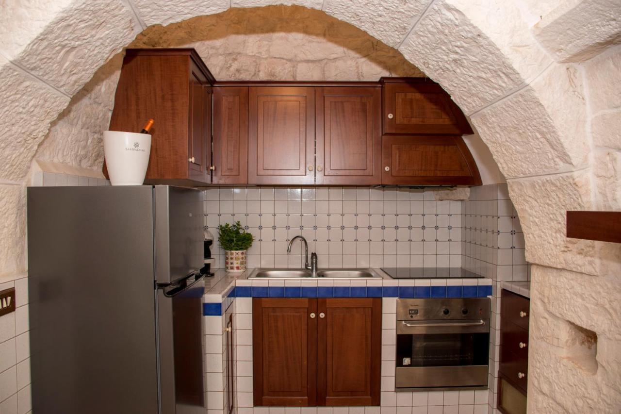 Pavi Trulli E Suites Locorotondo Kültér fotó