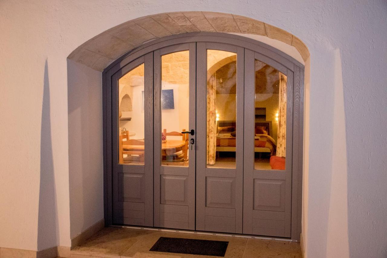Pavi Trulli E Suites Locorotondo Kültér fotó