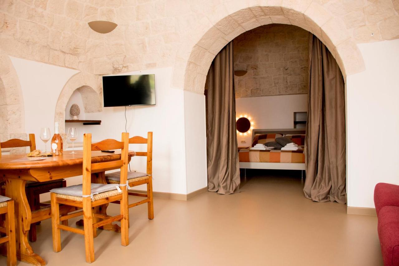 Pavi Trulli E Suites Locorotondo Kültér fotó